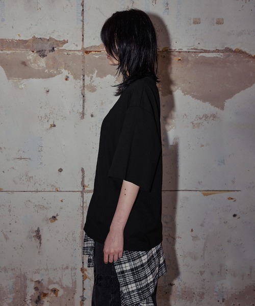 ERAR(エラー)の「【ERAR】オーバーサイズメタルプレート無地モックネックTシャツ(Tシャツ/カットソー・メンズ・ブラック/ホワイト・L/M/S/XL)」の6枚目の写真