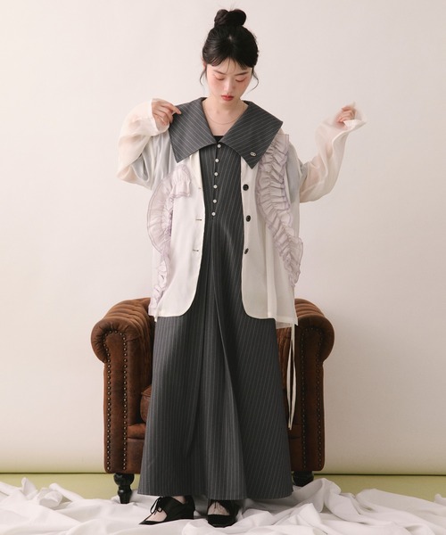 loin nuit(ロワンニュイ)の「big collar puff onepiece / ビックカラーパフワンピース(ワンピース・レディース・ブルー/グレー/アイボリー・FREE)」の10枚目の写真