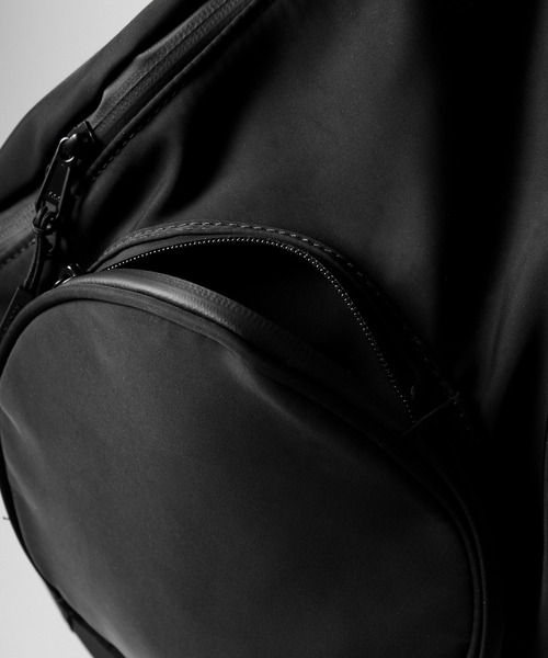 RUUBON(ルーボン)の「【RUUBON】one shoulder sling bag / ワンショルダースリングバッグ(撥水)(ショルダーバッグ・メンズ・ブラック・FREE)」の22枚目の写真