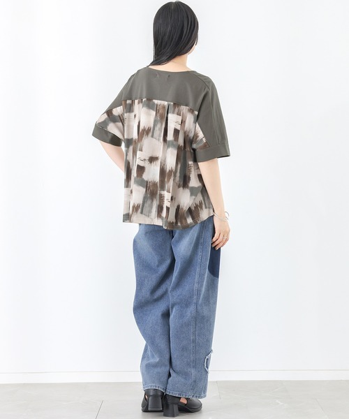 n'OrLABEL（ノアールレーベル）の「プリント切替配色カットソー（Tシャツ/カットソー・レディース・チャコール/グレイッシュベージュ・FREE）」の11枚目の写真
