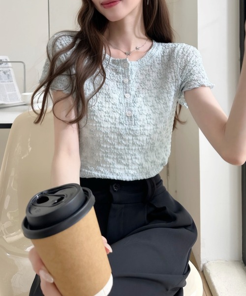 Ada.(エイダ)の「透かし編み風 ヘンリーネック シアー カットソー(Tシャツ/カットソー・レディース・イエロー/ブルー/ホワイト・FREE)」の8枚目の写真