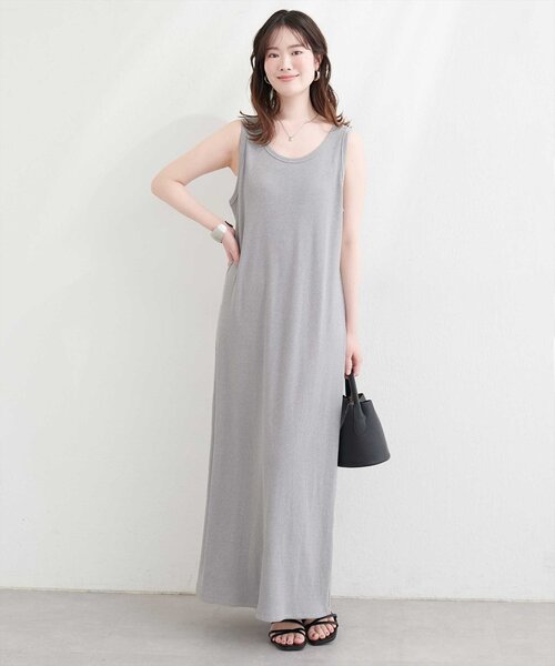 natural couture(ナチュラルクチュール)の「ラメテレコワンピース(ワンピース・レディース・ブラック/グレー/オフホワイト/ブラウン・FREE/LARGE)」の14枚目の写真