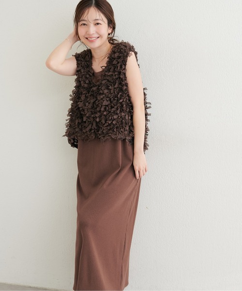 natural couture(ナチュラルクチュール)の「ラメテレコワンピース(ワンピース・レディース・ブラック/グレー/オフホワイト/ブラウン・FREE/LARGE)」の4枚目の写真