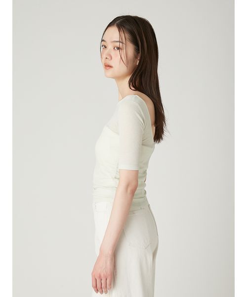 FRAY I.D(フレイアイディー)の「バックオープンカットトップス/接触冷感(Tシャツ/カットソー・レディース・アイボリー/ブラック/ピンク/ミント・F)」の5枚目の写真