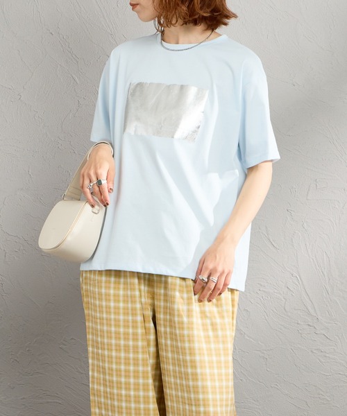 MAISON DE L'ALLURE（メゾンドゥラリュール）の「[MAISON DE L'ALLURE/メゾンドゥラリュール] アソートボックス 箔ロゴ プリントTシャツ（Tシャツ/カットソー・レディース・ホワイト/ブルー/チャコールグレー/オフホワイト・F）」の21枚目の写真