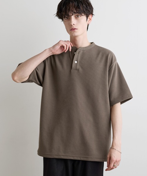 ASTRONOMY(アストロノミー)の「Buyer's Select /【吸水速乾】ドライワッフルヘンリーネック半袖Tシャツ(Tシャツ/カットソー・メンズ・ブラック/ブラウン/ホワイト/グレー・L/M/XL)」の4枚目の写真