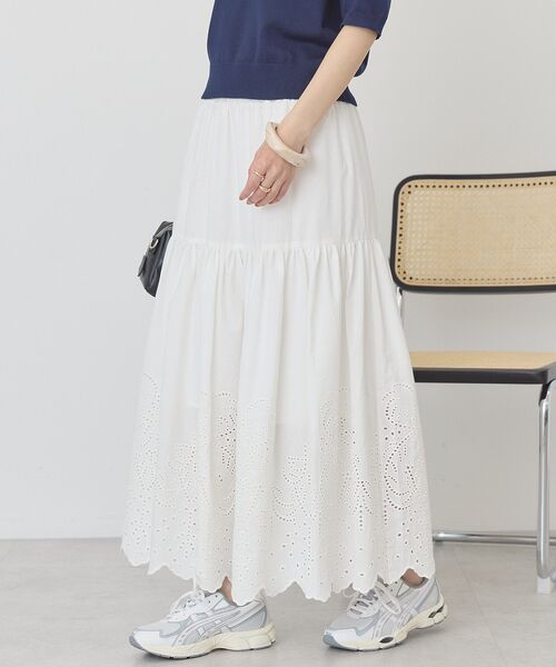 AMERICAN HOLIC(アメリカンホリック)の「アイレット刺繍ティアードスカート(スカート・レディース・レッド/ブラック/オフホワイト・FREE)」の13枚目の写真