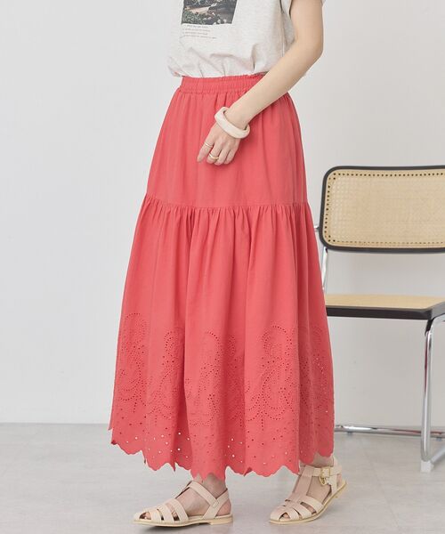 AMERICAN HOLIC(アメリカンホリック)の「アイレット刺繍ティアードスカート(スカート・レディース・レッド/ブラック/オフホワイト・FREE)」の19枚目の写真
