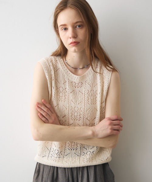 Crisp（クリスプ）の「pattern knit vest / パターンニットベスト（ニット/セーター・レディース・グレー/アイボリー・FREE）」の11枚目の写真