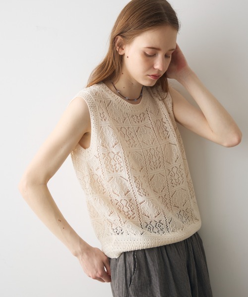 Crisp（クリスプ）の「pattern knit vest / パターンニットベスト（ニット/セーター・レディース・グレー/アイボリー・FREE）」の12枚目の写真