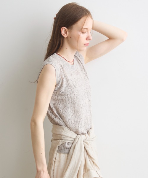 Crisp（クリスプ）の「pattern knit vest / パターンニットベスト（ニット/セーター・レディース・グレー/アイボリー・FREE）」の4枚目の写真