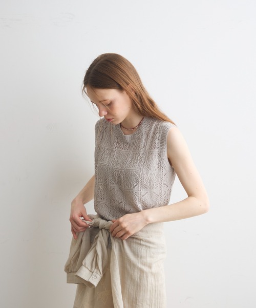 Crisp（クリスプ）の「pattern knit vest / パターンニットベスト（ニット/セーター・レディース・グレー/アイボリー・FREE）」の6枚目の写真