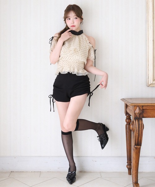 one after another NICE CLAUP(ワンアフターアナザーナイスクラップ)の「サイドドロストショートパンツ(その他パンツ・レディース・ブラック/チャコールグレー/オフホワイト・FREE)」の15枚目の写真