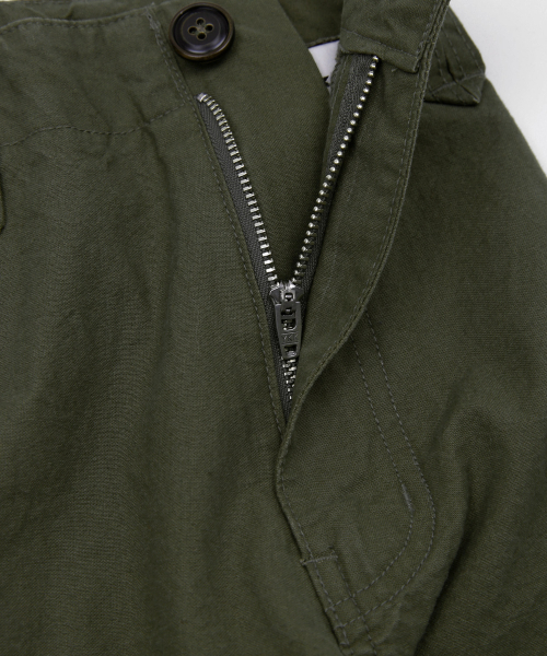 KIJIKO（キジコ）の「ke614. Washed Bermuda Cargo Pants Khaki（その他パンツ・レディース・カーキ・SMALL/MEDIUM）」の8枚目の写真