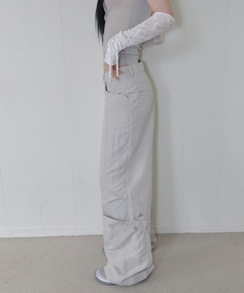41PRAY（サイルプレイ）の「Nylon Flap Wide Pants / Grey（その他パンツ・レディース・チャコールグレー・1/2）」の8枚目の写真