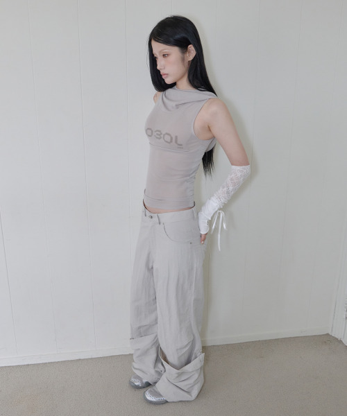 41PRAY（サイルプレイ）の「Nylon Flap Wide Pants / Grey（その他パンツ・レディース・チャコールグレー・1/2）」の4枚目の写真