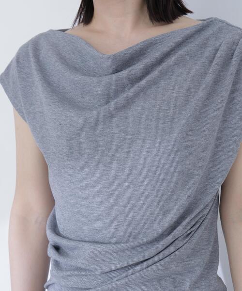 NATURAL BEAUTY BASIC（ナチュラルビューティーベーシック）の「ドレープカットソー（Tシャツ/カットソー・レディース・オフホワイト/グレー/ダークブラウン・ﾌﾘ-）」の15枚目の写真