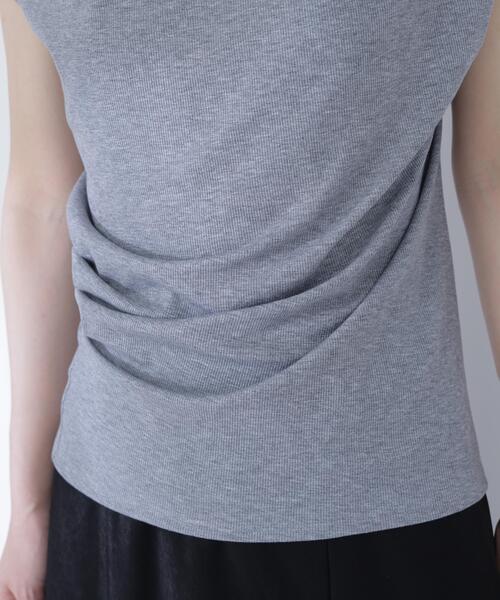 NATURAL BEAUTY BASIC（ナチュラルビューティーベーシック）の「ドレープカットソー（Tシャツ/カットソー・レディース・オフホワイト/グレー/ダークブラウン・ﾌﾘ-）」の17枚目の写真