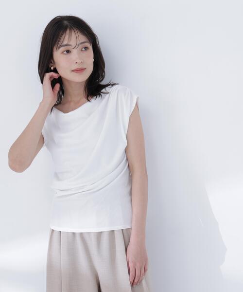 NATURAL BEAUTY BASIC(ナチュラルビューティーベーシック)の「ドレープカットソー(Tシャツ/カットソー・レディース・オフホワイト/グレー/ダークブラウン・フリ-)」の17枚目の写真