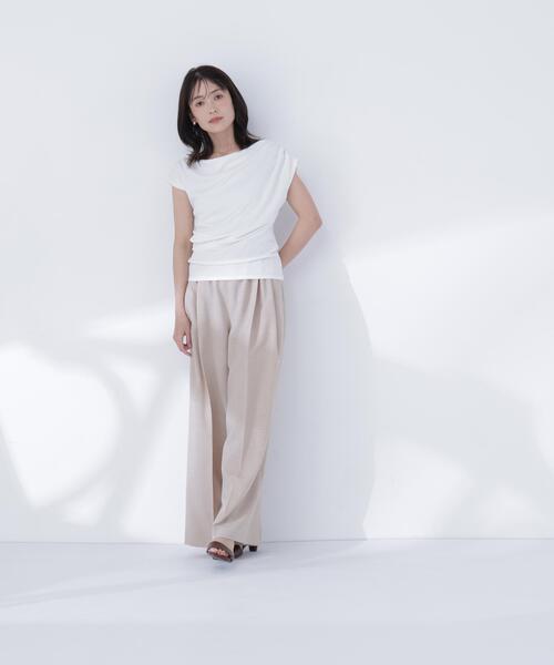 NATURAL BEAUTY BASIC(ナチュラルビューティーベーシック)の「ドレープカットソー(Tシャツ/カットソー・レディース・オフホワイト/グレー/ダークブラウン・フリ-)」の14枚目の写真
