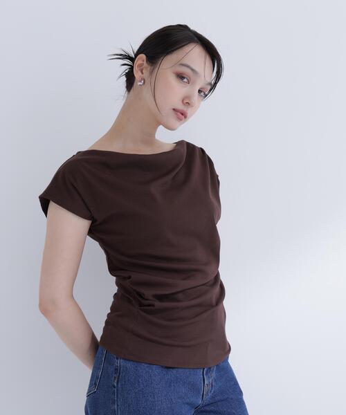 NATURAL BEAUTY BASIC(ナチュラルビューティーベーシック)の「ドレープカットソー(Tシャツ/カットソー・レディース・オフホワイト/グレー/ダークブラウン・フリ-)」の8枚目の写真