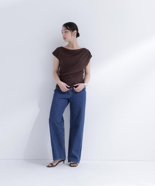 NATURAL BEAUTY BASIC(ナチュラルビューティーベーシック)の「ドレープカットソー(Tシャツ/カットソー・レディース・オフホワイト/グレー/ダークブラウン・フリ-)」の7枚目の写真