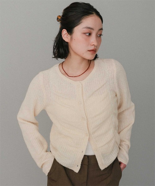 miette(ミエット)の「モヘヤシャーリングデザインニットカーディガン(カーディガン/ボレロ・レディース・グレー/アイボリー/ライトピンク・FREE)」の4枚目の写真