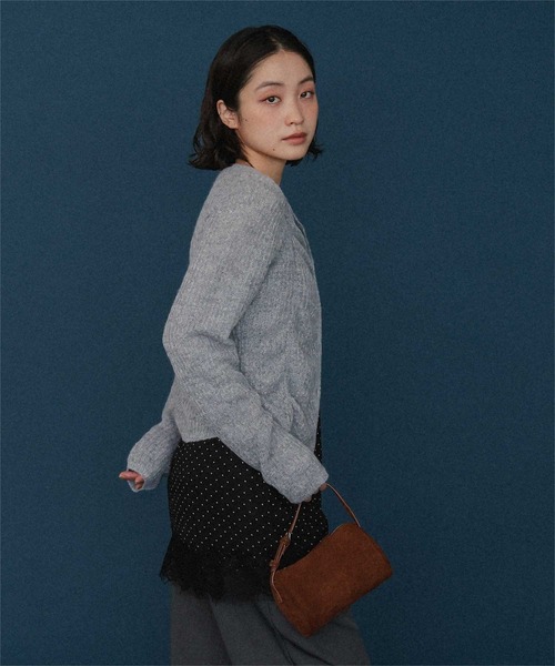 miette(ミエット)の「モヘヤシャーリングデザインニットカーディガン(カーディガン/ボレロ・レディース・グレー/アイボリー/ライトピンク・FREE)」の12枚目の写真