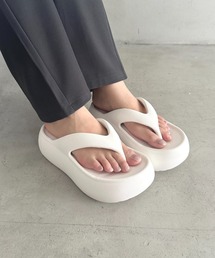 厚底ビーチサンダル