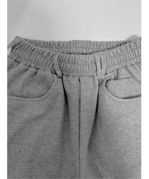 YACA(ヤーカ)の「Belt Loop Sweat Pants/ベルトループスウェットパンツ(スウェットパンツ・レディース・ブラック/グレー・FREE)」の9枚目の写真