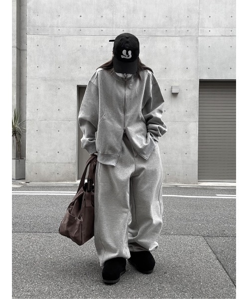 YACA(ヤーカ)の「Belt Loop Sweat Pants/ベルトループスウェットパンツ(スウェットパンツ・レディース・ブラック/グレー・FREE)」の12枚目の写真