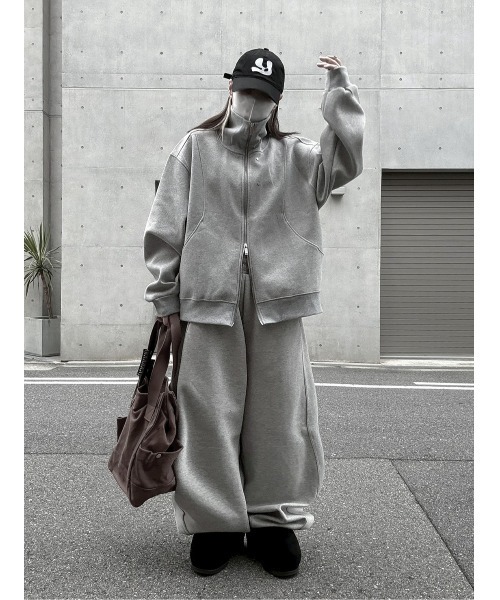 YACA(ヤーカ)の「Belt Loop Sweat Pants/ベルトループスウェットパンツ(スウェットパンツ・レディース・ブラック/グレー・FREE)」の15枚目の写真