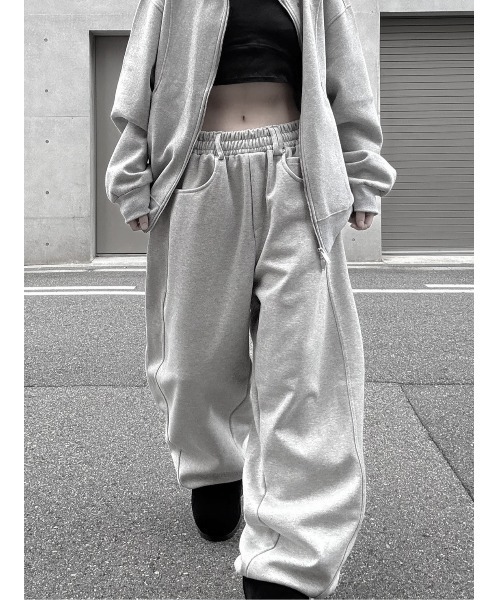 YACA(ヤーカ)の「Belt Loop Sweat Pants/ベルトループスウェットパンツ(スウェットパンツ・レディース・ブラック/グレー・FREE)」の20枚目の写真