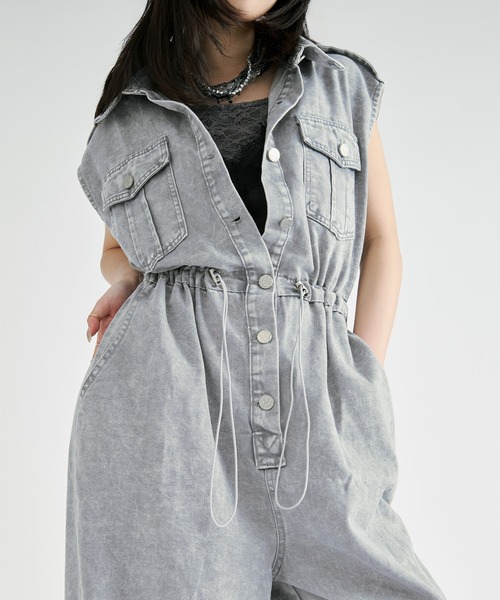 Ezick(エジック)の「washed denim all-in-one/ウォッシュデニムノースリーブオールインワン(つなぎ/オールインワン・レディース・グレー/ライトブラウン・FREE)」の14枚目の写真