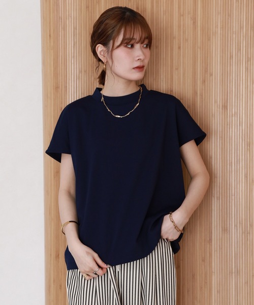 FUNALIVE(ファンアライブ)の「金プレートモックネックT 半袖(Tシャツ/カットソー・レディース・ブラック/ネイビー/オフホワイト・FREE)」の20枚目の写真