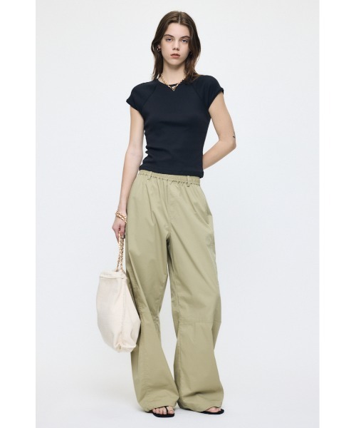 MOUSSY(マウジー)の「MICRO SLEEVE RAGLAN Tシャツ(Tシャツ/カットソー・レディース・ホワイト/ブラック・1/2)」の8枚目の写真