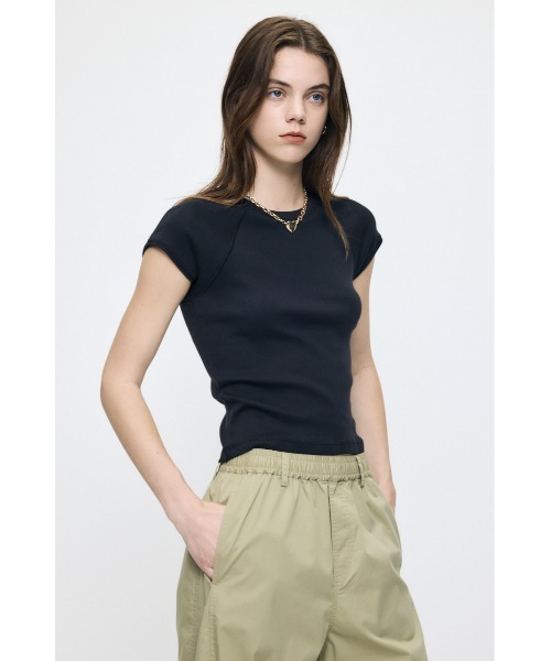 MOUSSY(マウジー)の「MICRO SLEEVE RAGLAN Tシャツ(Tシャツ/カットソー・レディース・ホワイト/ブラック・1/2)」の11枚目の写真