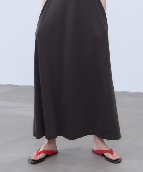 THINGS THAT MATTER(シングス ザット マター)の「CUTOUT JERSEY DRESS / カットアウト ジャージー ドレス(ワンピース・レディース・ブラック/チャコールグレー・FREE)」の17枚目の写真