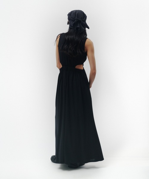 THINGS THAT MATTER(シングス ザット マター)の「CUTOUT JERSEY DRESS / カットアウト ジャージー ドレス(ワンピース・レディース・ブラック/チャコールグレー・FREE)」の12枚目の写真