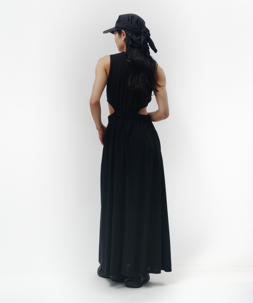 THINGS THAT MATTER(シングス ザット マター)の「CUTOUT JERSEY DRESS / カットアウト ジャージー ドレス(ワンピース・レディース・ブラック/チャコールグレー・FREE)」の10枚目の写真