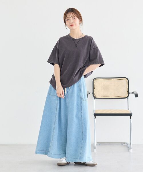 earth music&ecology(アースミュージックアンドエコロジー)の「ピグメント風Tシャツ(Tシャツ/カットソー・レディース・ピンク/ベージュ/チャコールグレー・FREE)」の8枚目の写真