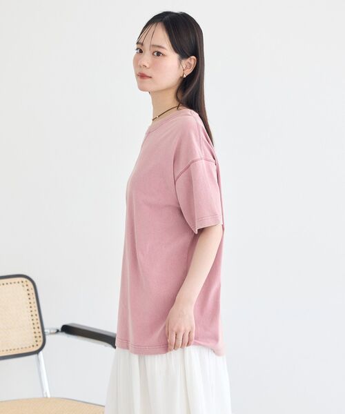 earth music&ecology(アースミュージックアンドエコロジー)の「ピグメント風Tシャツ(Tシャツ/カットソー・レディース・ピンク/ベージュ/チャコールグレー・FREE)」の13枚目の写真