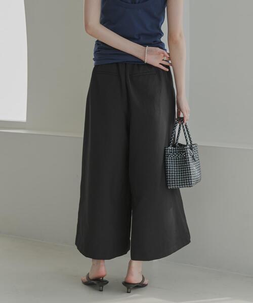 URBAN RESEARCH（アーバンリサーチ）の「撥水クロップドワイドパンツ（その他パンツ・レディース・ネイビー/ブラック・38/36）」の6枚目の写真