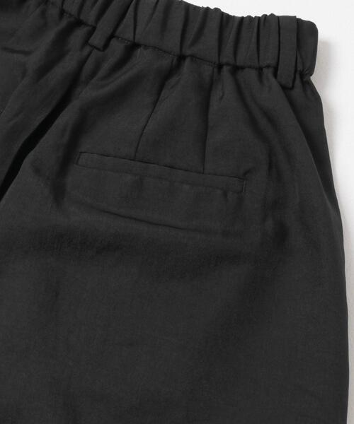 URBAN RESEARCH（アーバンリサーチ）の「撥水クロップドワイドパンツ（その他パンツ・レディース・ネイビー/ブラック・38/36）」の12枚目の写真