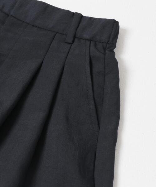 URBAN RESEARCH（アーバンリサーチ）の「撥水クロップドワイドパンツ（その他パンツ・レディース・ネイビー/ブラック・38/36）」の20枚目の写真