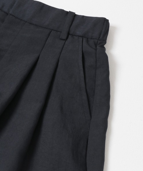 URBAN RESEARCH(アーバンリサーチ)の「撥水クロップドワイドパンツ(その他パンツ・レディース・ネイビー/ブラック・38/36)」の13枚目の写真