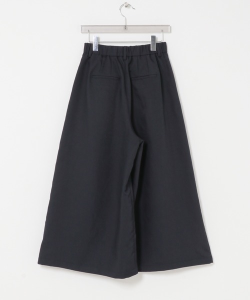 URBAN RESEARCH(アーバンリサーチ)の「撥水クロップドワイドパンツ(その他パンツ・レディース・ネイビー/ブラック・38/36)」の4枚目の写真