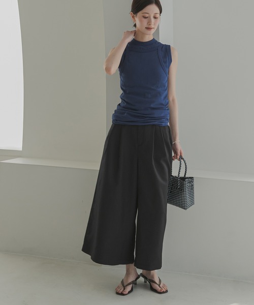 URBAN RESEARCH(アーバンリサーチ)の「撥水クロップドワイドパンツ(その他パンツ・レディース・ネイビー/ブラック・38/36)」の9枚目の写真