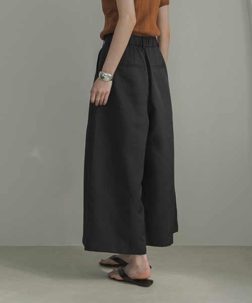 URBAN RESEARCH(アーバンリサーチ)の「撥水クロップドワイドパンツ(その他パンツ・レディース・ネイビー/ブラック・38/36)」の15枚目の写真