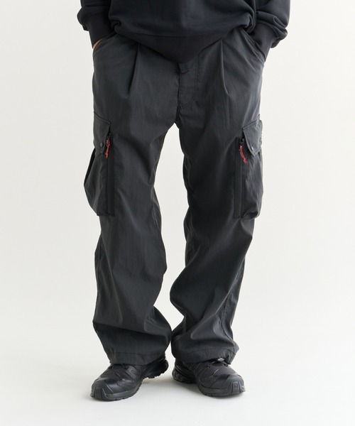 NANGA(ナンガ)の「【直営店限定】ヒノックリップストップ フィールド カーゴパンツ/RE HINOC RIPSTOP FIELD CARGOPANTS(その他パンツ・メンズ・ブラック/アーミー・S/M/L/XL)」の1枚目の写真